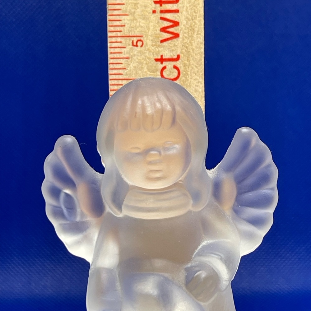 Angel Bell - Picture 7 of 8